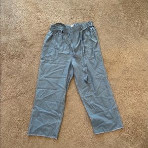 High waisted paper bag pants!